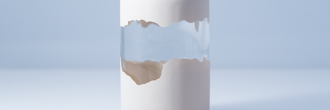 UV varnishing on glass bottle